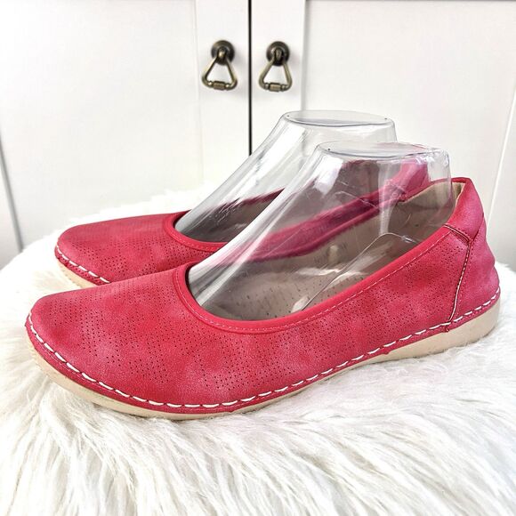 GC Shoes Shoes - GC Shoes Kiana Red Vegan Leather Laser Cut Round Toe Ballet Flats Womens 9W Boho